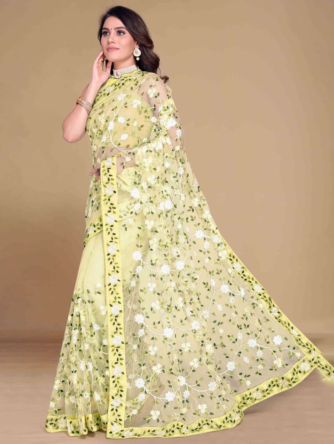 women floral embroidered saree with blouse - 22021355 -  Standard Image - 1