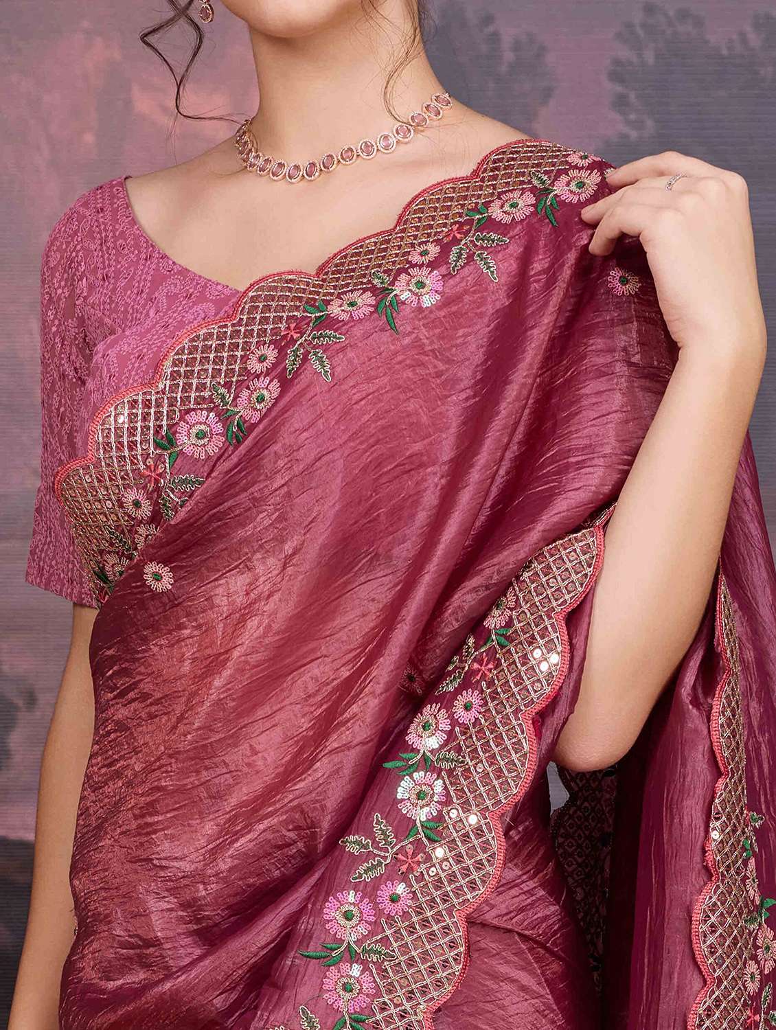 women solid with work embroidered saree with blouse - 22021368 -  Standard Image - 4