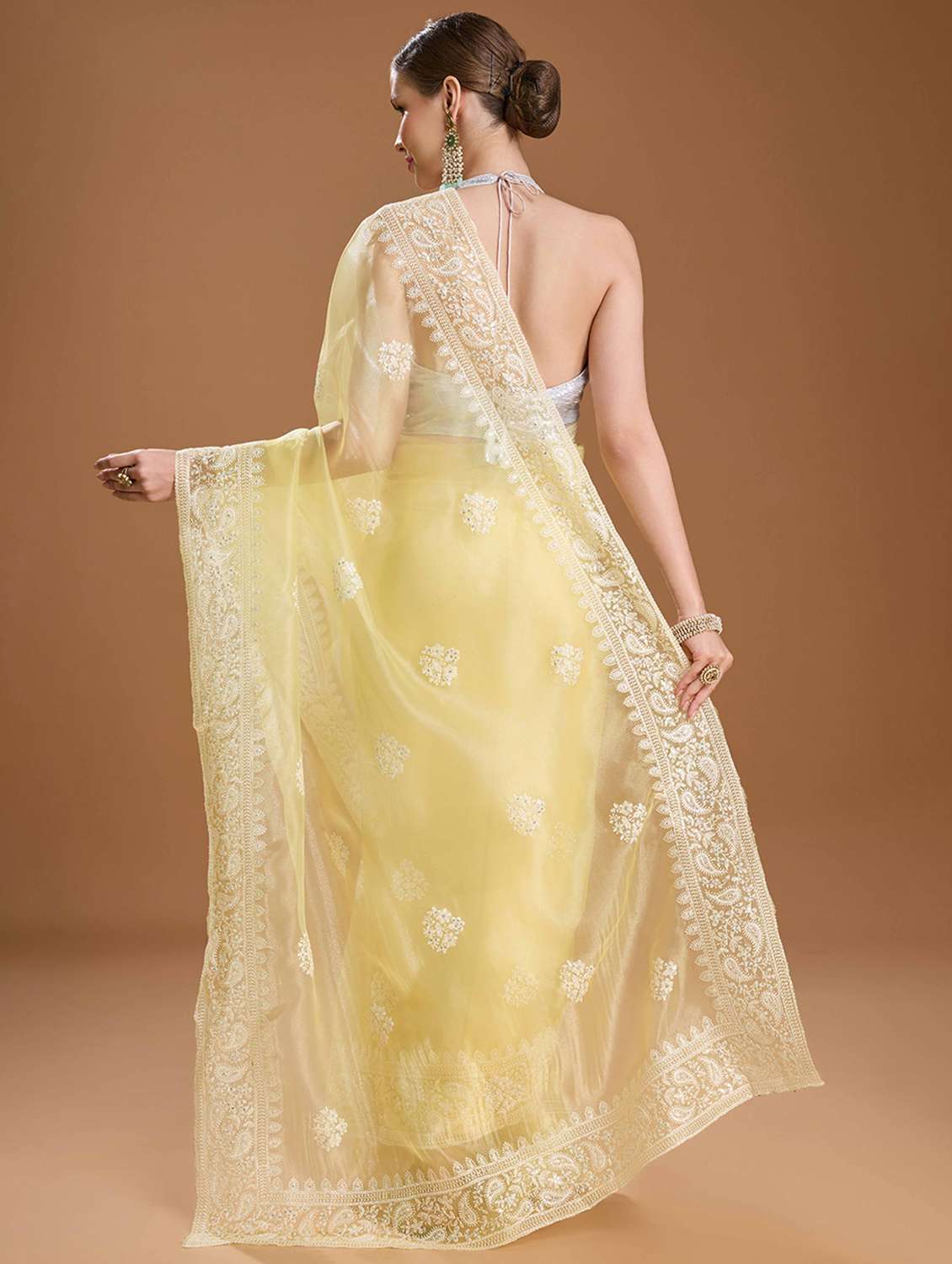 women solid with work embroidered saree with blouse - 22021390 -  Standard Image - 1