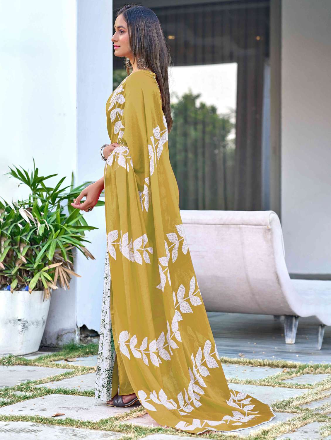 women printed half & half saree with blouse - 22021398 -  Standard Image - 1