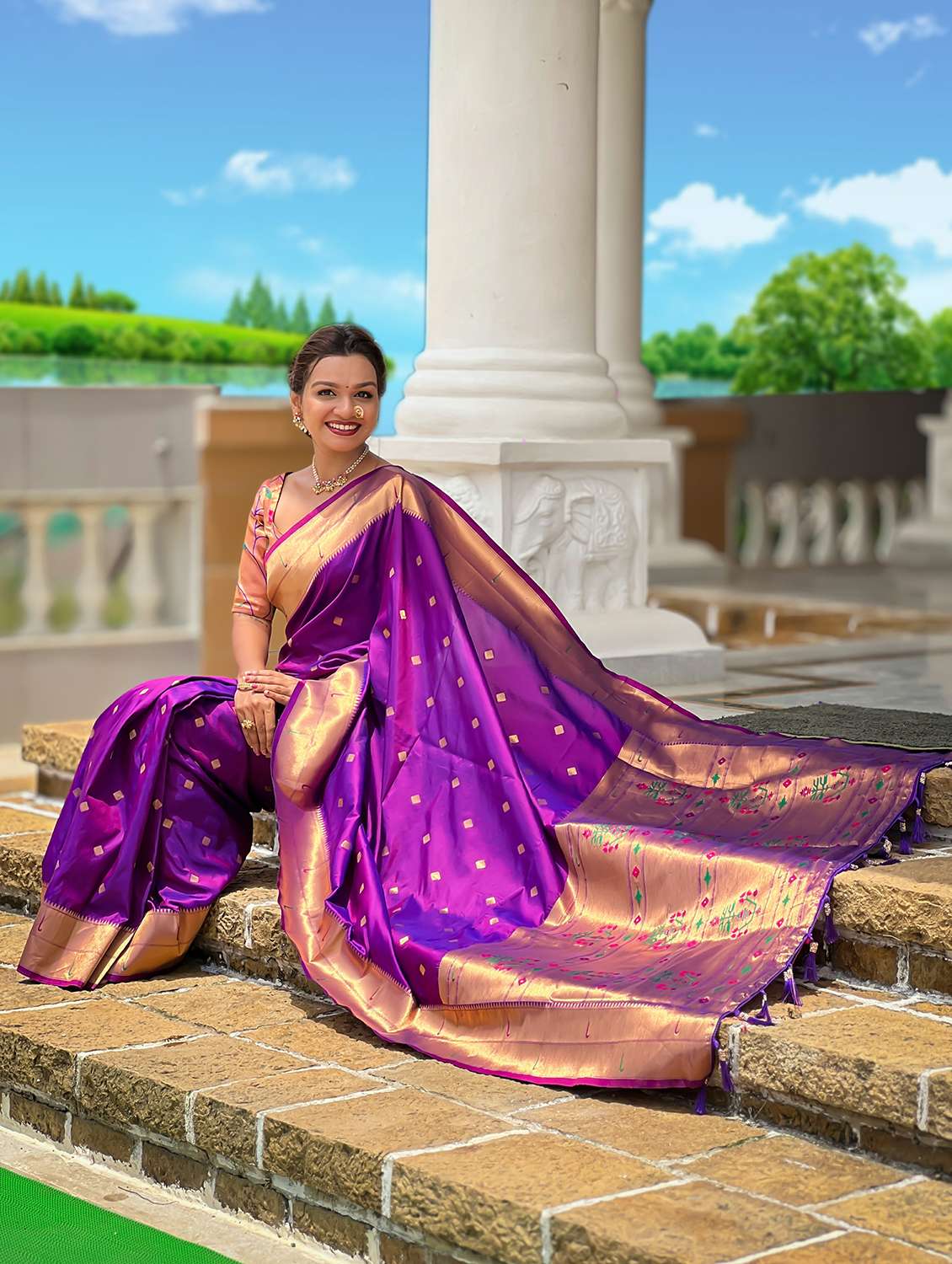 women self design paithani saree with blouse - 22022393 - Standard Image - 4
