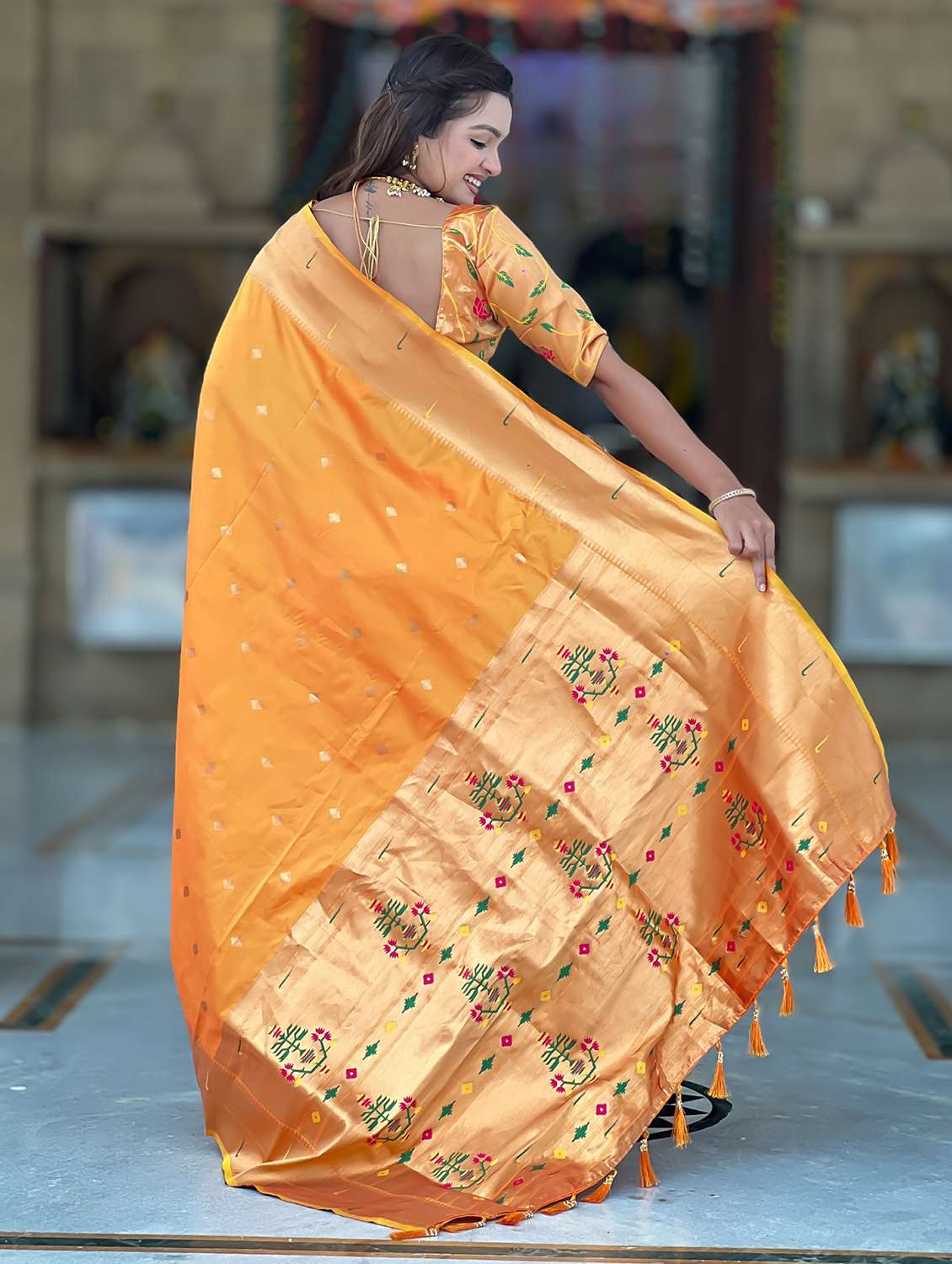 women self design paithani saree with blouse - 22022394 -  Standard Image - 1