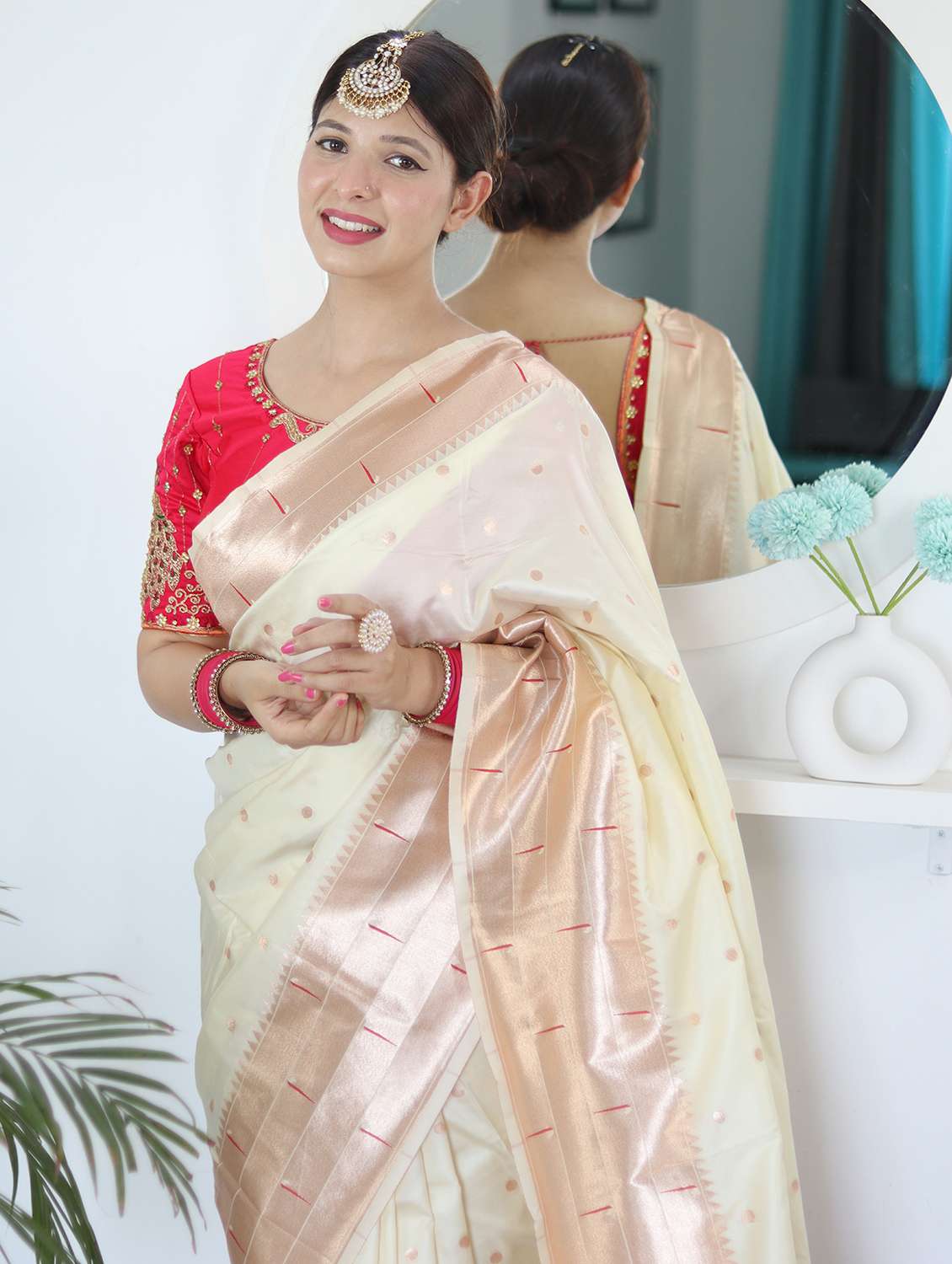 women self design paithani saree with blouse - 22022414 - Standard Image - 4