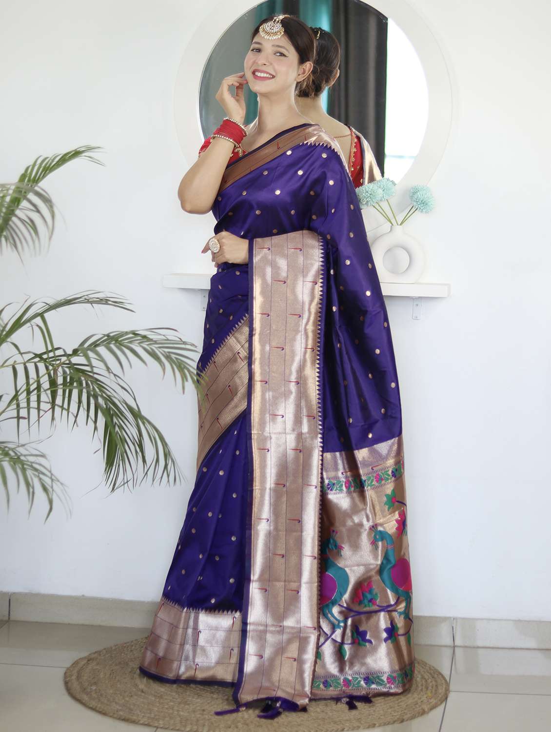 women self design paithani saree with blouse - 22022418 - Zoom Image - 0