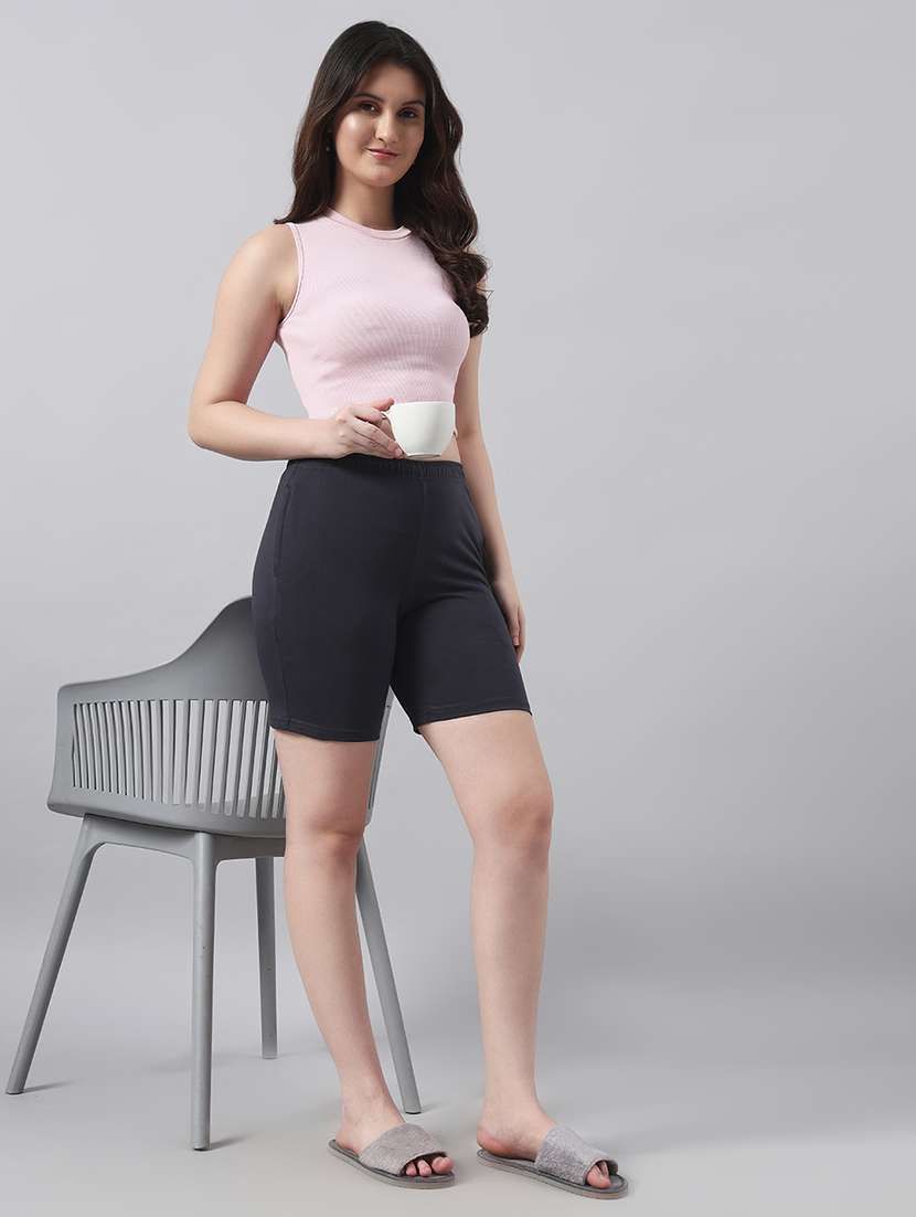 women solid mid rise loung wear shorts - 22022434 -  Standard Image - 4