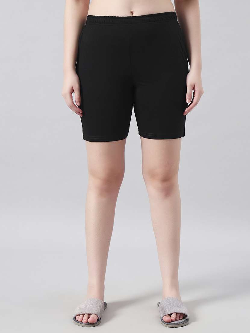 women solid mid rise loung wear shorts