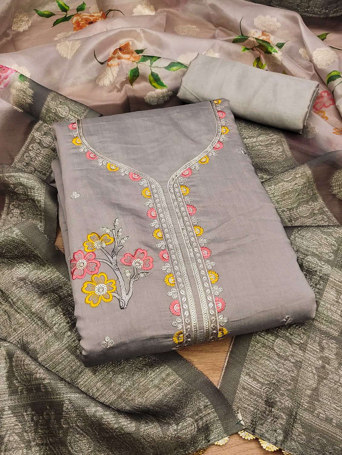 women solid with work embroidered unstitched suit set - 22022459 -  Standard Image - 1