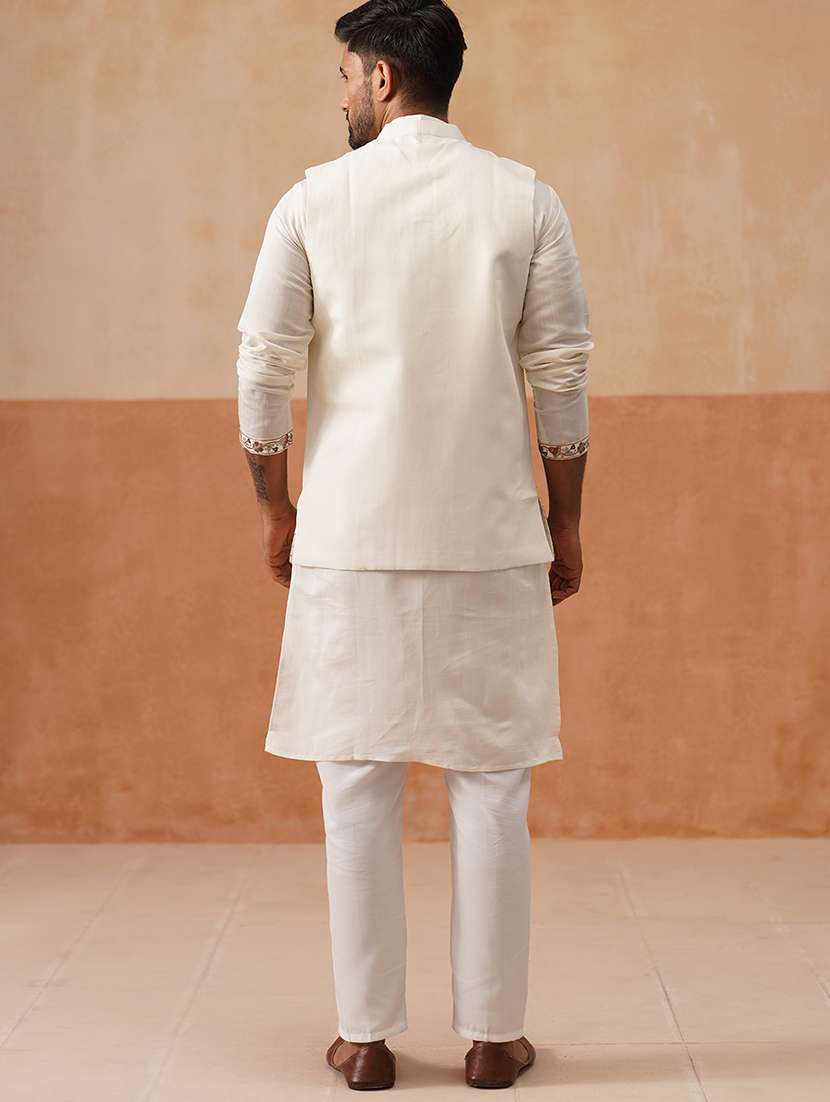 men embroidered mandarin collar nehru jacket - 22022554 -  Standard Image - 4