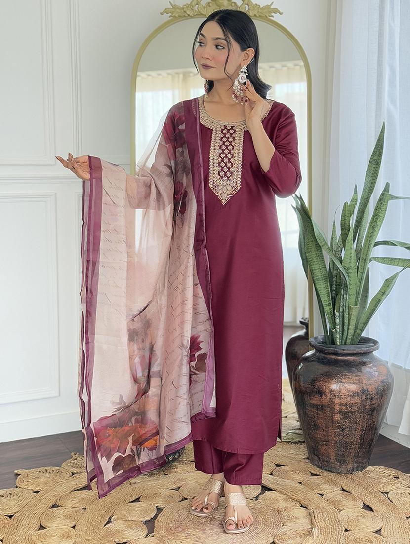 women embroidered three quarter sleeve kurta pant with dupatta set - 22022740 - Zoom Image - 0