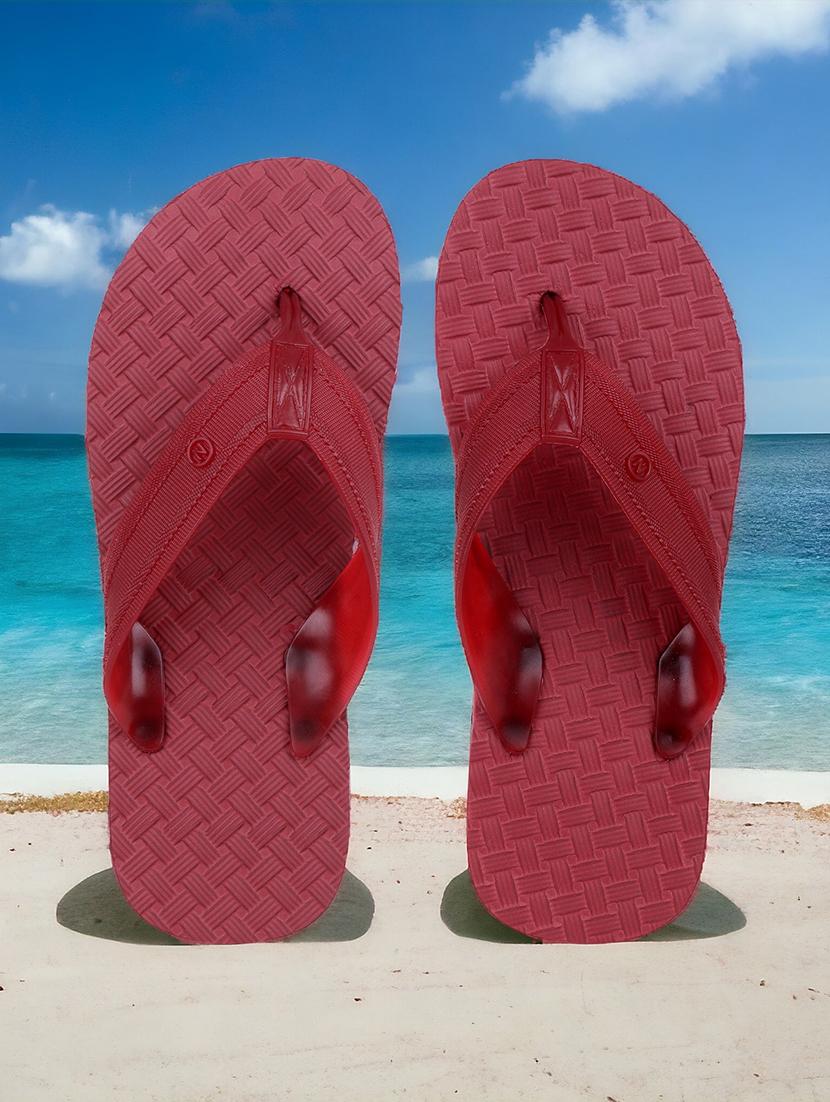 men maroon toe separator slipper - 22022837 -  Zoom Image - 0