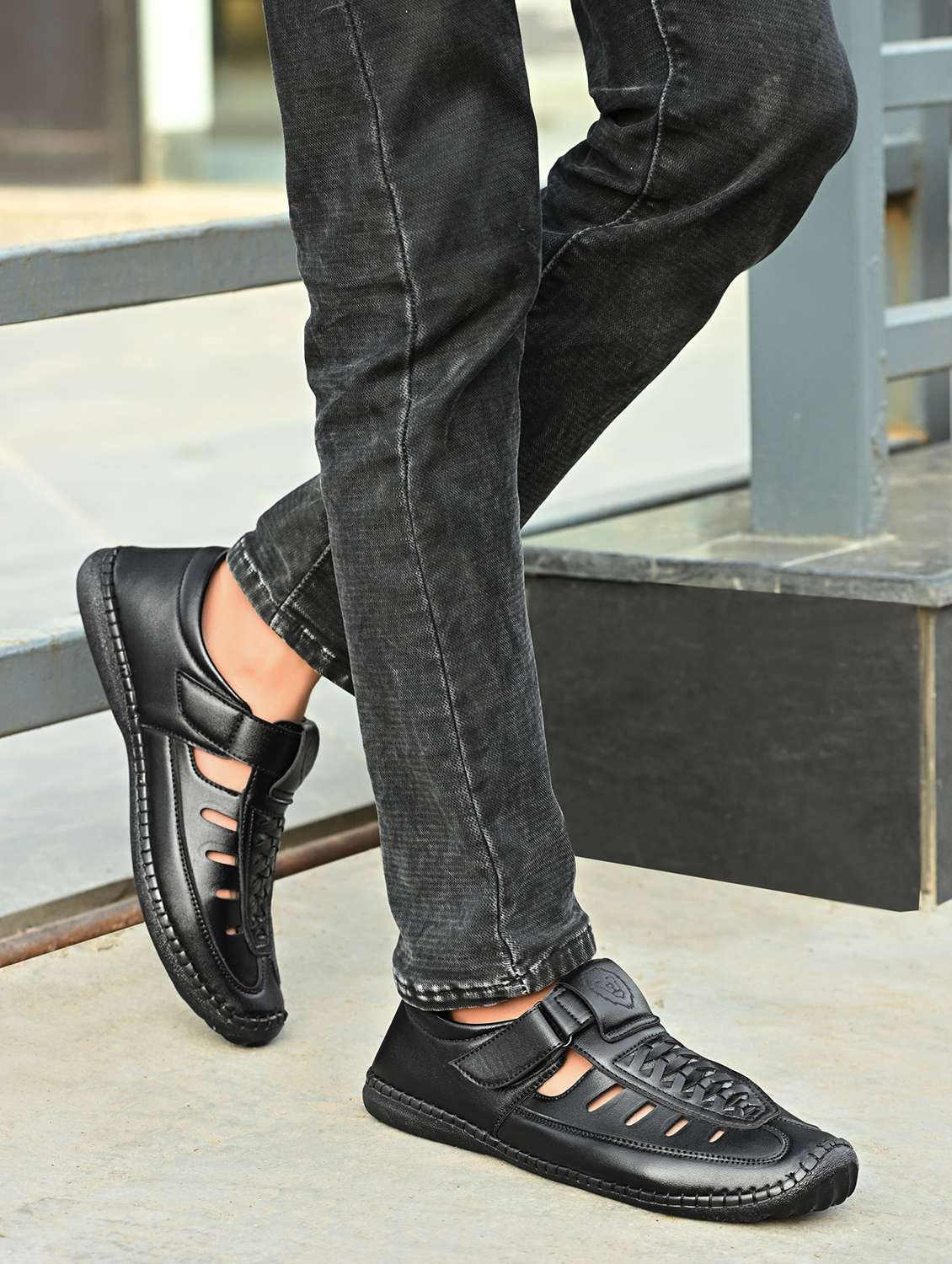 men black slip on sandal - 22024660 - Standard Image - 1