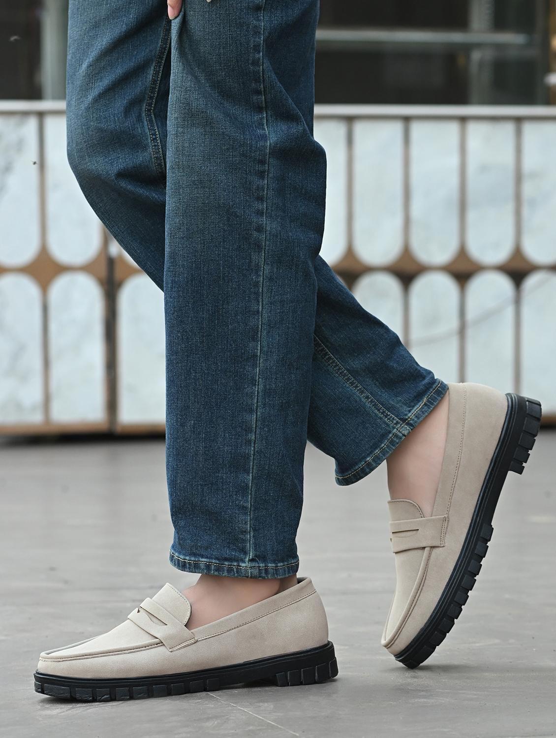men solid cream slip on loafer - 22024668 - Standard Image - 1