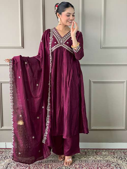 women embroidered three quarter sleeve kurta palazzo with dupatta set - 22024863 -  Standard Image - 0