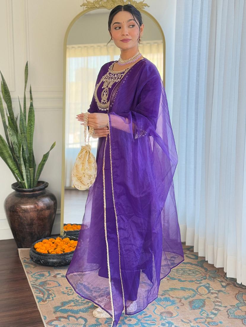 women embroidered three quarter sleeve kurta pant with dupatta set - 22024871 - Standard Image - 1
