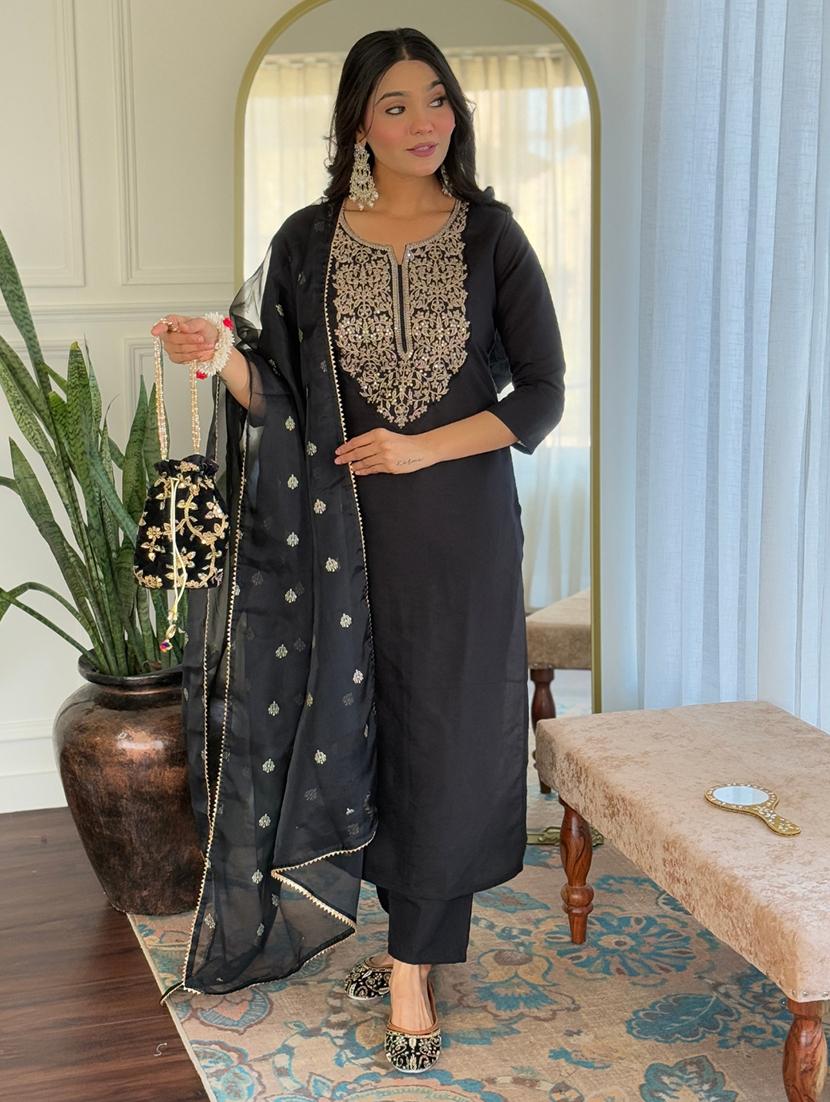 women embroidered three quarter sleeve kurta pant with dupatta set - 22024885 -  Standard Image - 1
