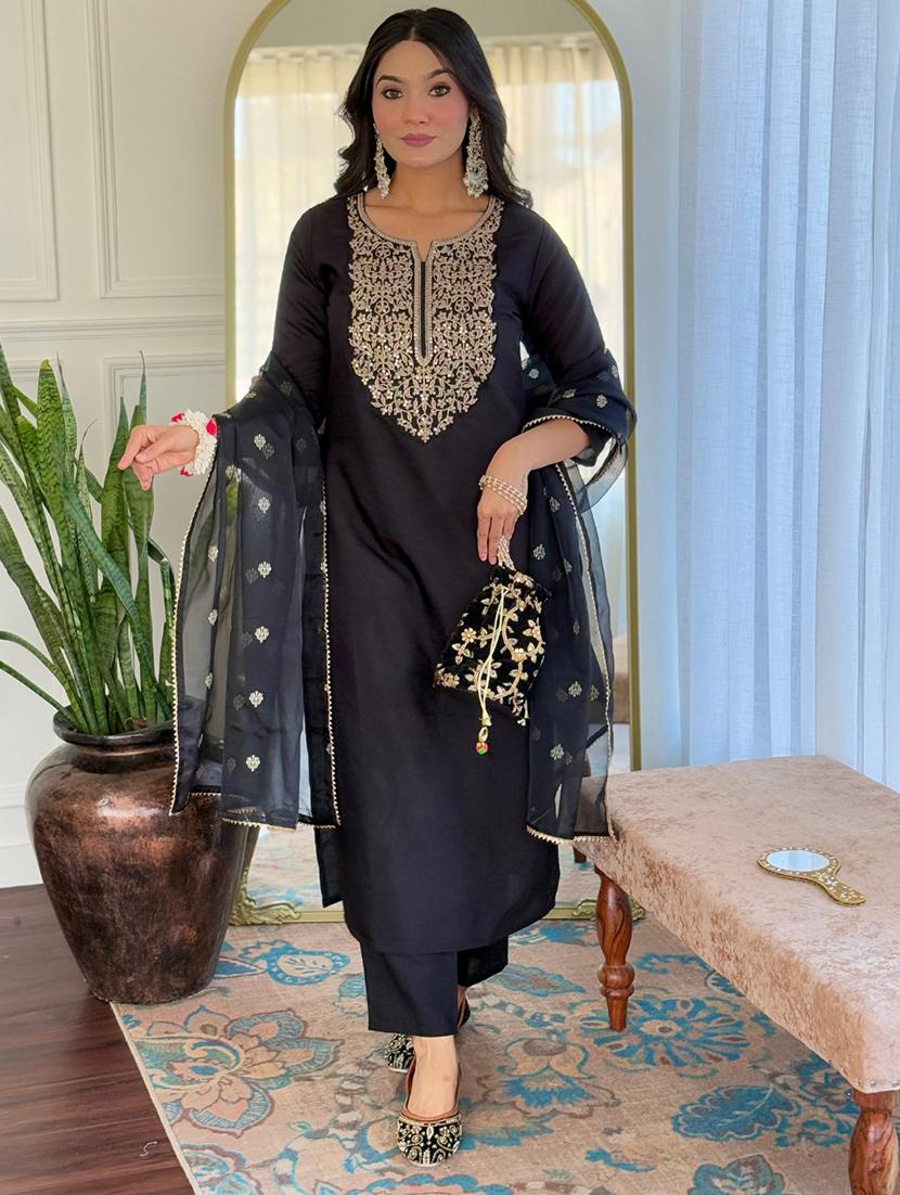 women embroidered three quarter sleeve kurta pant with dupatta set - 22024886 -  Standard Image - 1