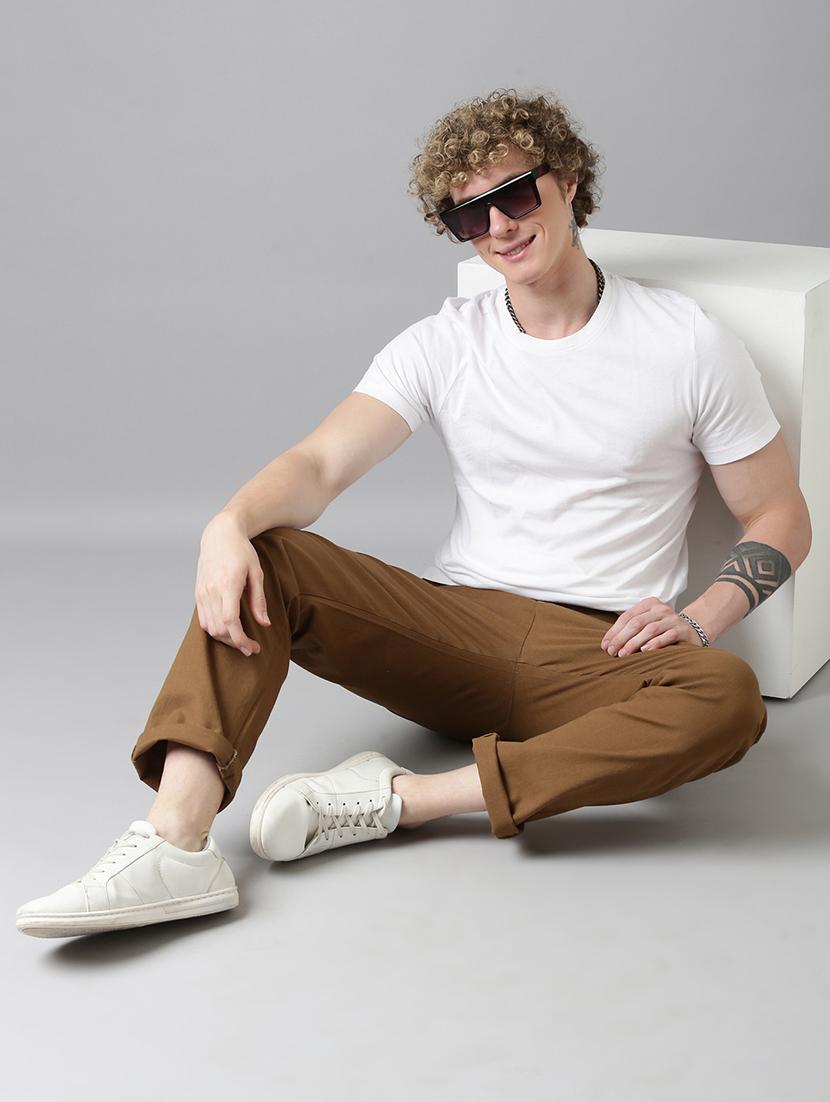men solid mid rise relaxed chinos - 22024899 -  Standard Image - 1