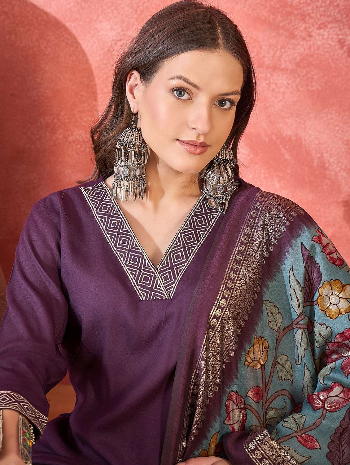 women solid three quarter sleeve kurta pant with dupatta set - 22026238 - Standard Image - 4