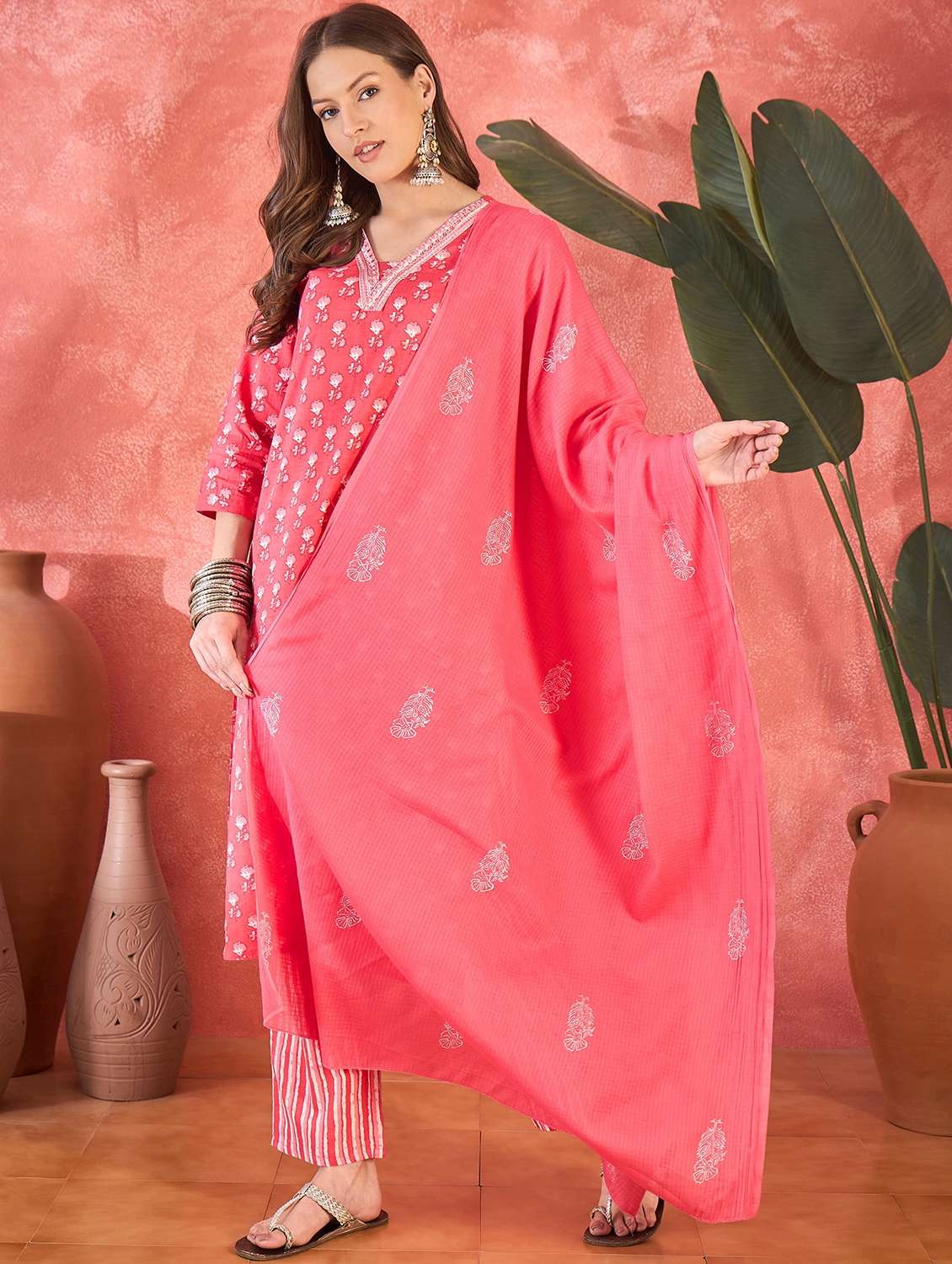 women printed three quarter sleeve kurta pant with dupatta set - 22026241 - Standard Image - 1