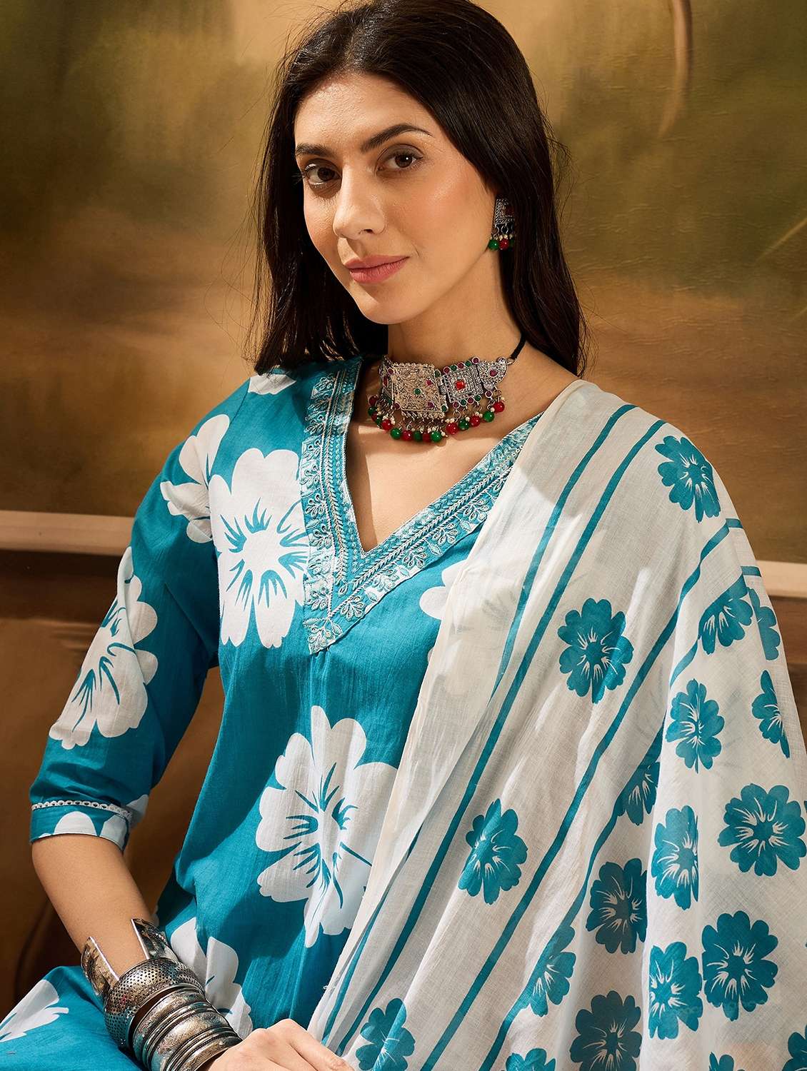 women floral printed three quarter sleeve kurta pant with dupatta set - 22026254 - Standard Image - 4