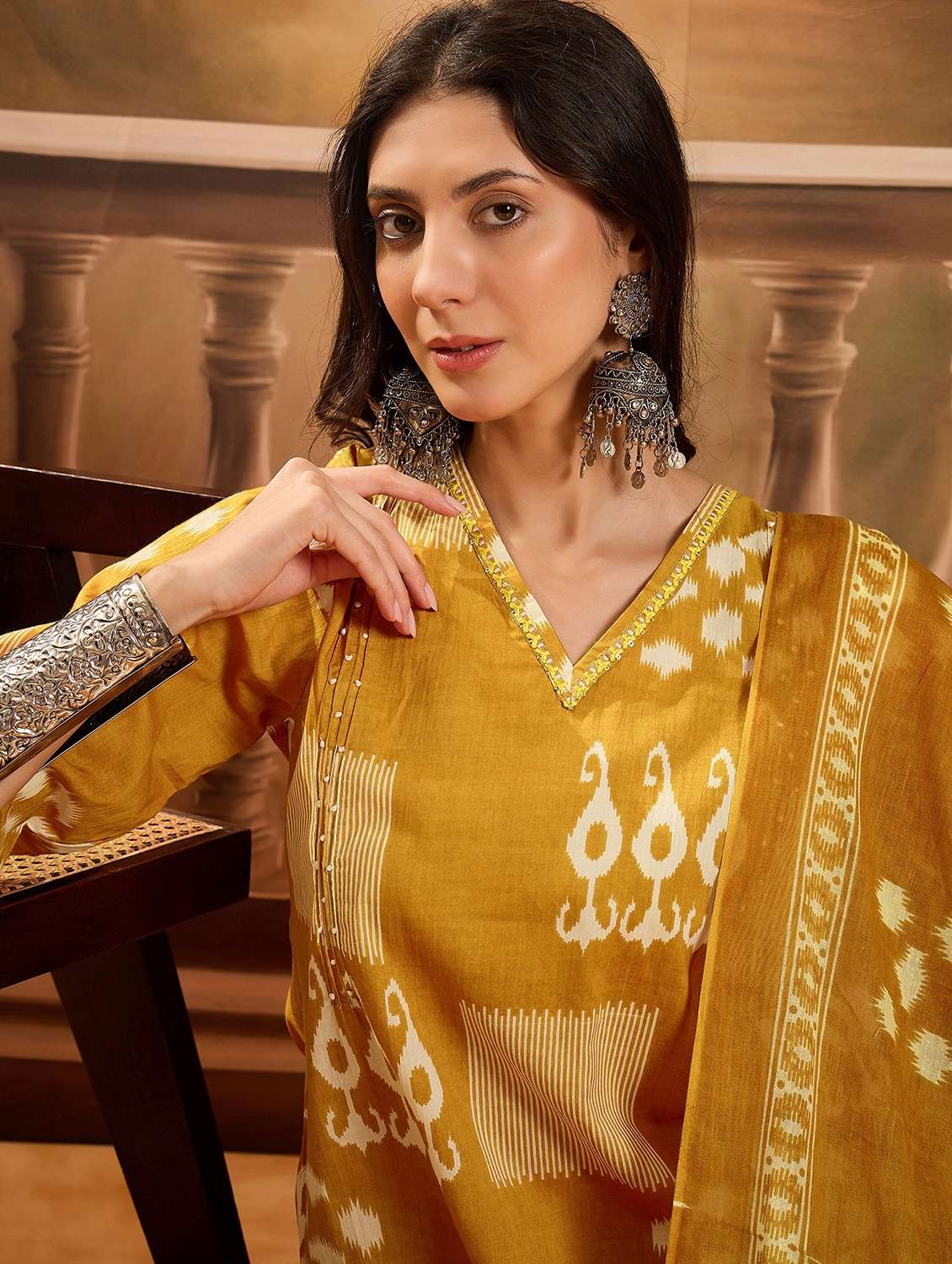 women printed three quarter sleeve kurta pant with dupatta set - 22026262 -  Standard Image - 4