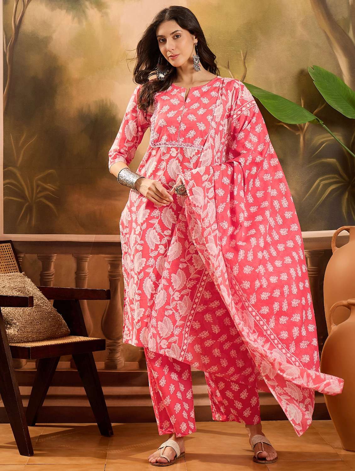 women printed three quarter sleeve kurta pant with dupatta set - 22026290 -  Standard Image - 1