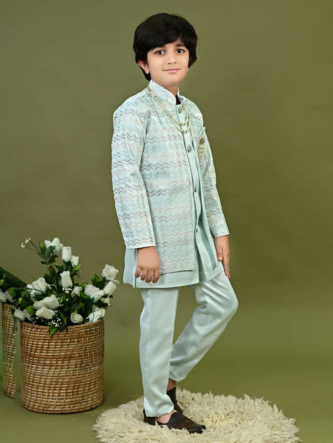 boys embroidered mandrain collar sherwani set - 22026307 - Standard Image - 1