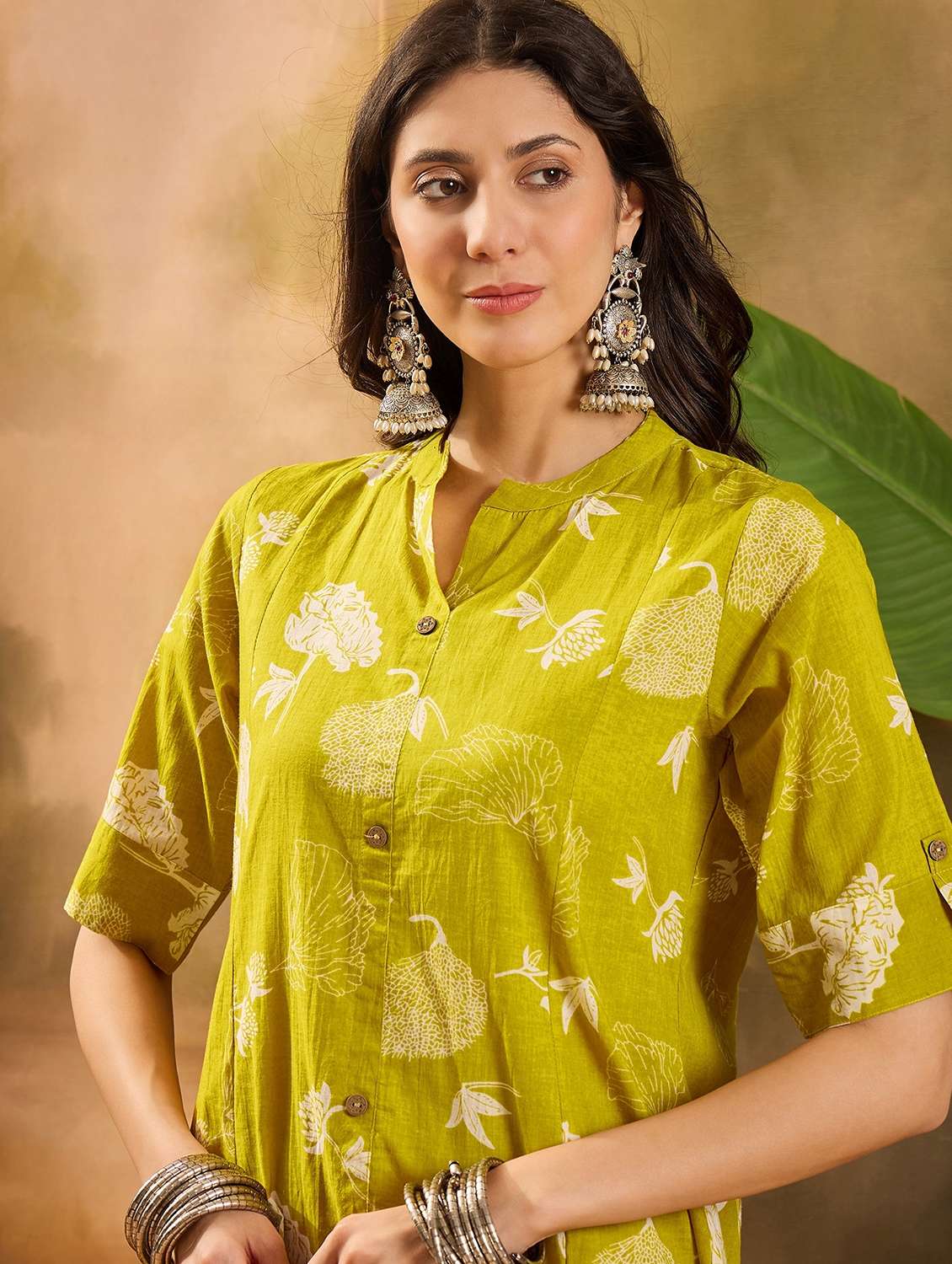 women printed roll up sleeve kurta pant set - 22026313 - Standard Image - 4