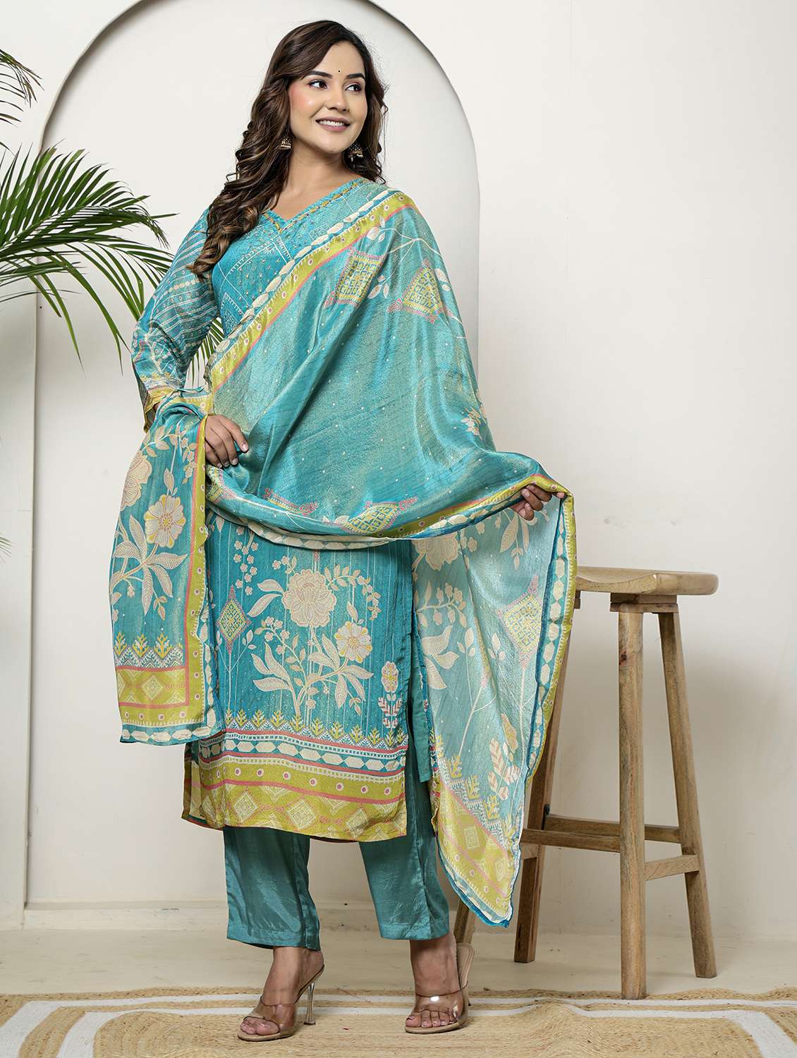 women printed three quarter sleeve kurta pant with dupatta set - 22026545 -  Standard Image - 1