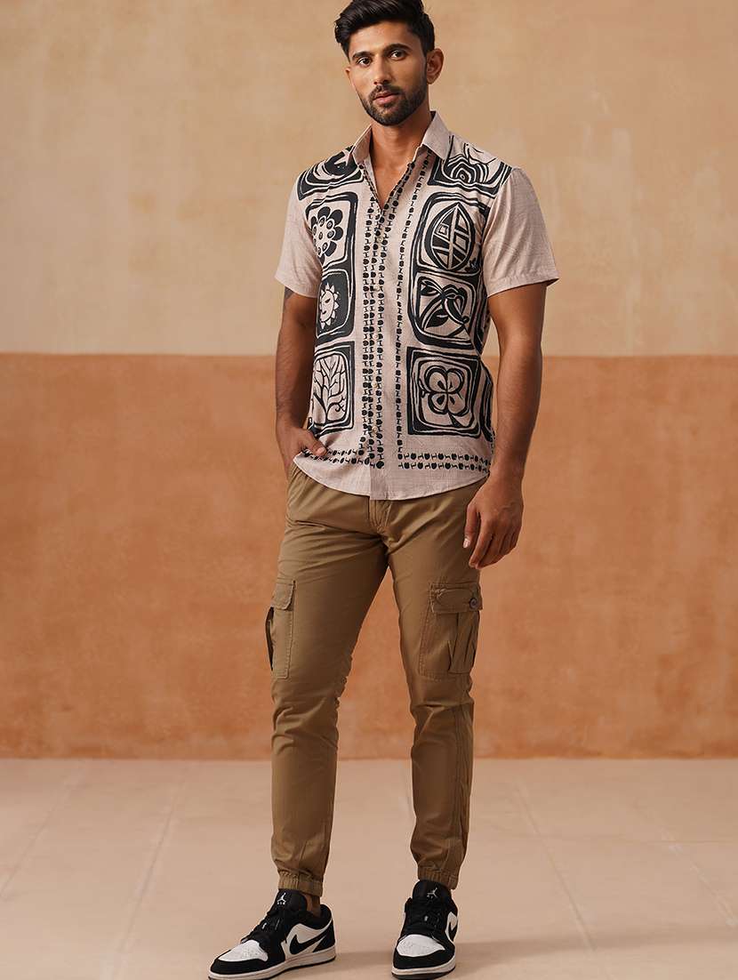 men solid mid rise regular fit cargo - 22026560 -  Standard Image - 4