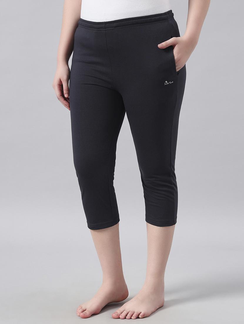 women solid mid rise capri - 22026584 - Standard Image - 1