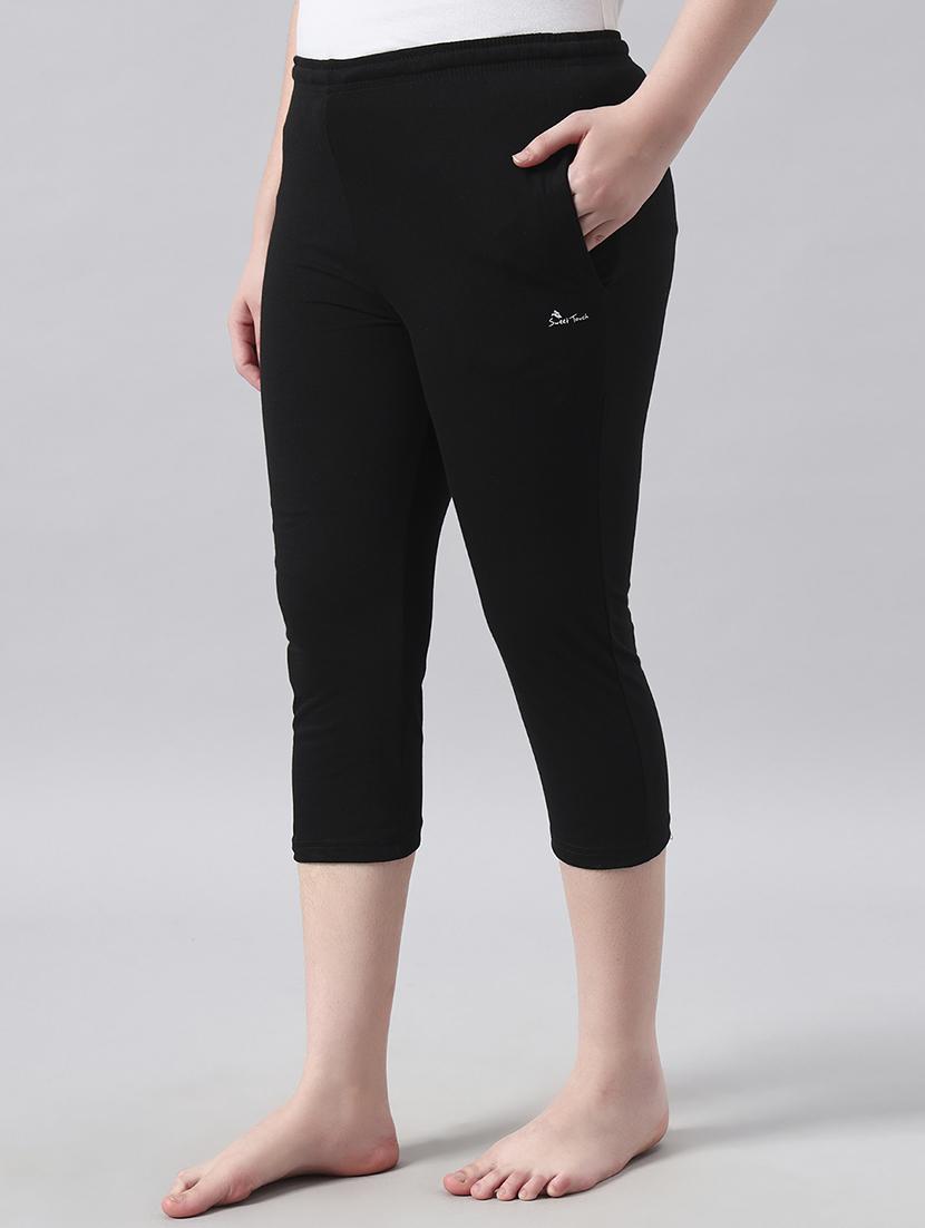 women solid mid rise capri - 22026585 -  Standard Image - 1