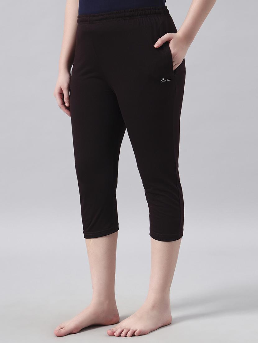 women solid mid rise capri - 22026588 -  Standard Image - 1