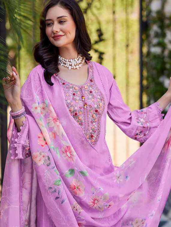 women embroidered three quarter sleeve kurta pant with dupatta set - 22027403 - Standard Image - 1