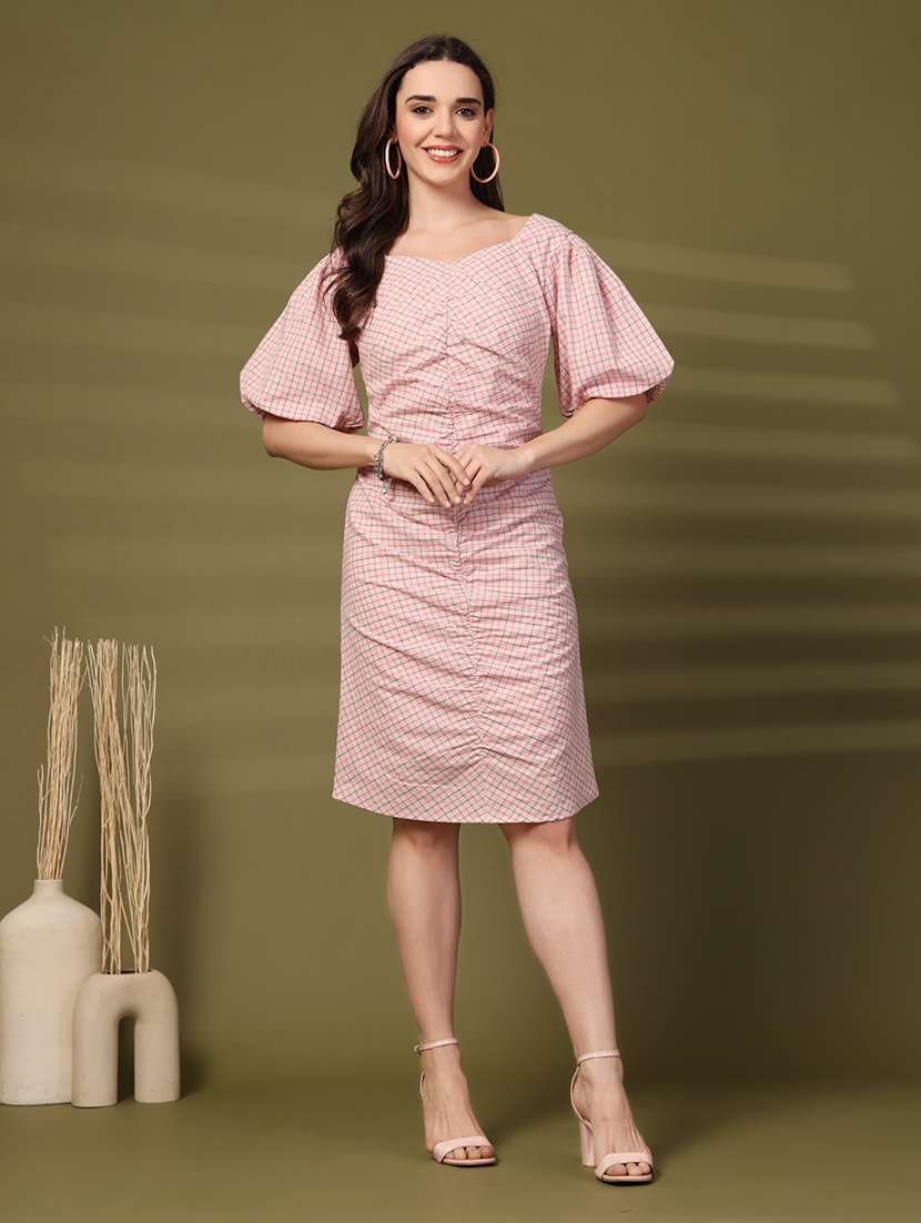 women checkered puff leeve sheath dress