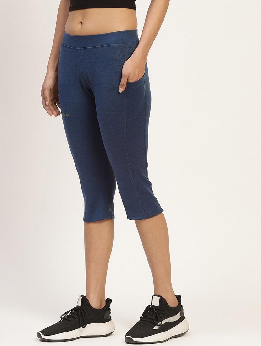 women blue solid mid rise slim fit capri - 22028807 - Standard Image - 1