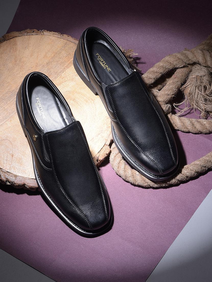 men solid slip on formal shoes - 22029092 - Zoom Image - 0