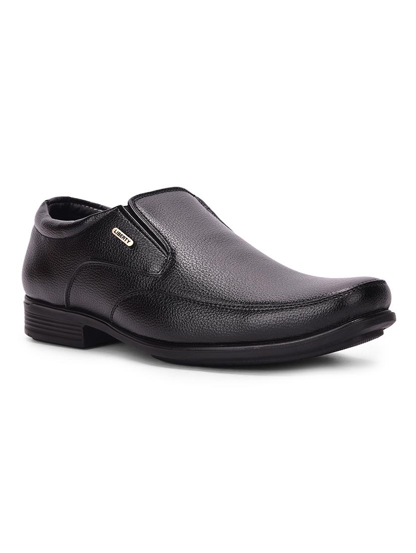 men solid slip on formal shoes - 22029093 - Zoom Image - 0