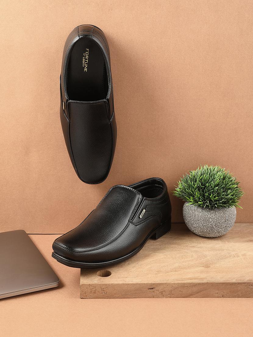 men solid slip on formal shoes - 22029096 - Zoom Image - 0