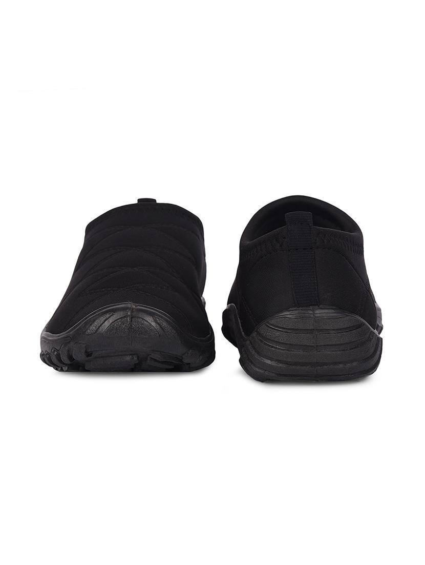 men black slip on sport shoe - 22029168 - Standard Image - 4