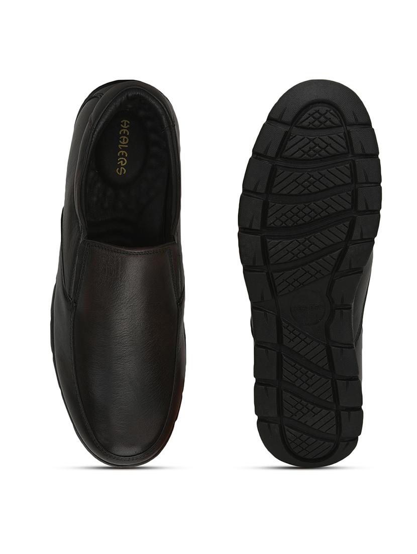 men solid slip on formal shoes - 22029238 - Standard Image - 4