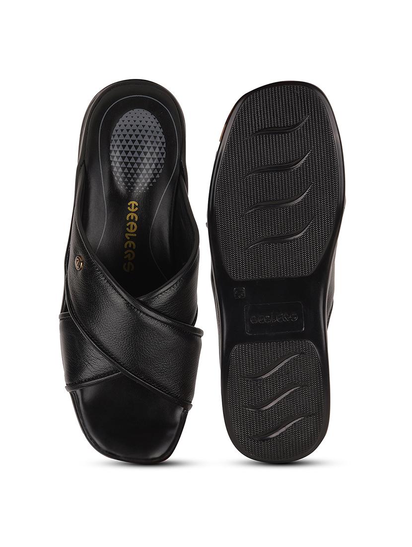 men solid slip on sandal - 22029258 - Standard Image - 4