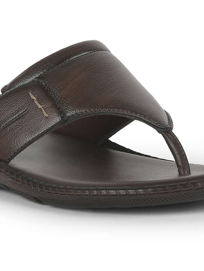 men solid toe separator sandal - 22029269 -  Standard Image - 4