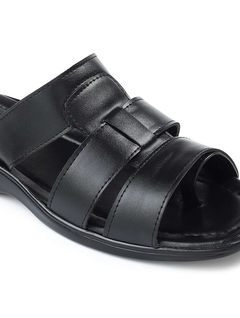 men solid toe separator sandal - 22029284 -  Standard Image - 4