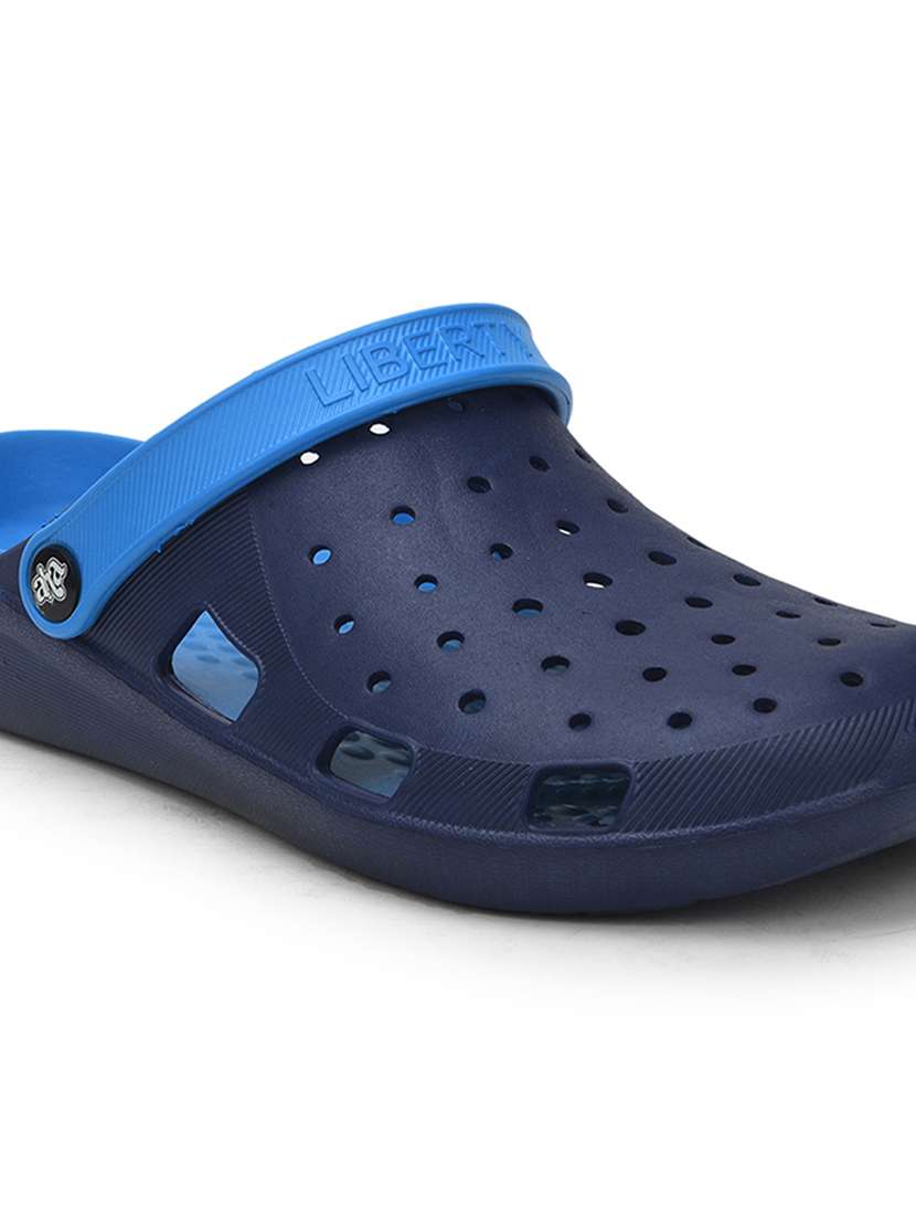 men solid slip on clogs - 22029355 -  Standard Image - 1