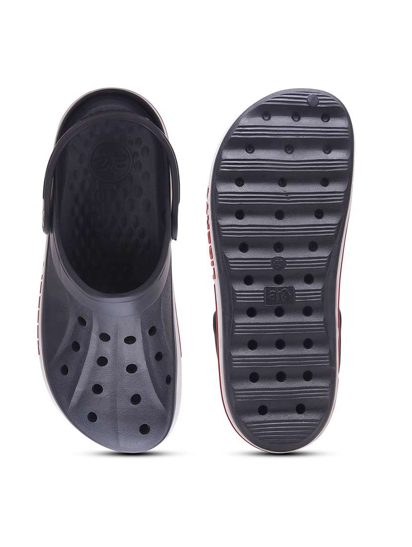 men solid slip on clogs - 22029365 -  Standard Image - 4