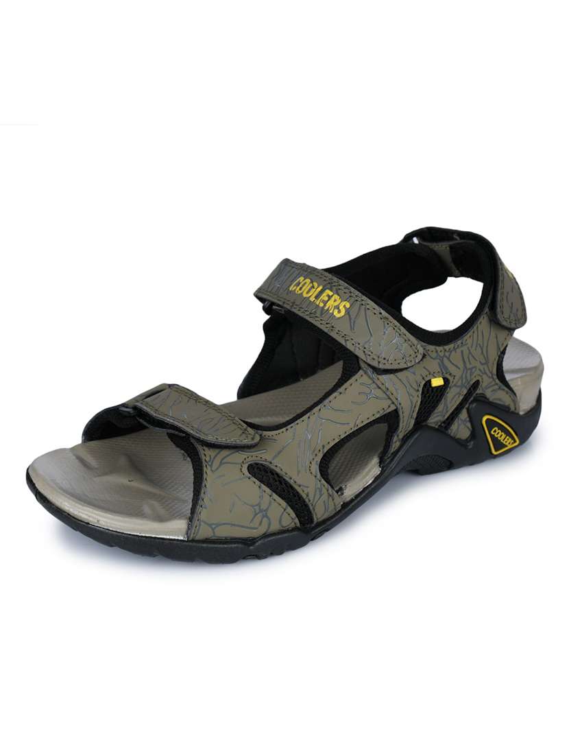 men solid back strap floater - 22029377 -  Standard Image - 1