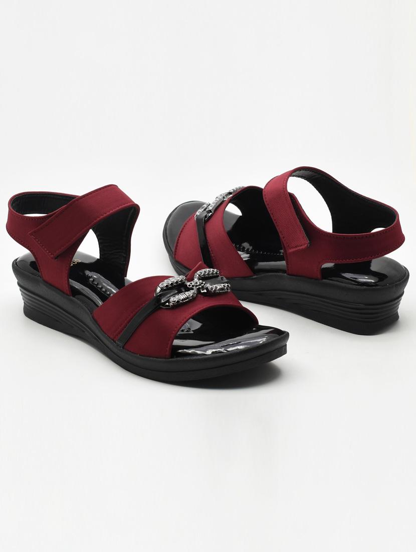 women solid back strap wedges - 22029529 -  Standard Image - 1