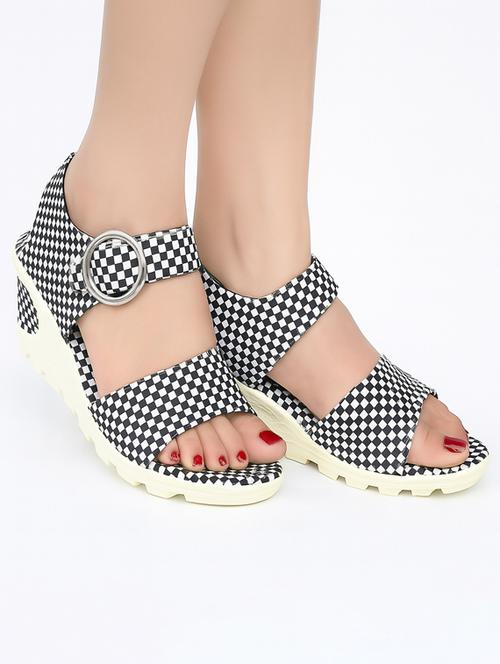 women checkered back strap wedges - 22029535 -  Standard Image - 0