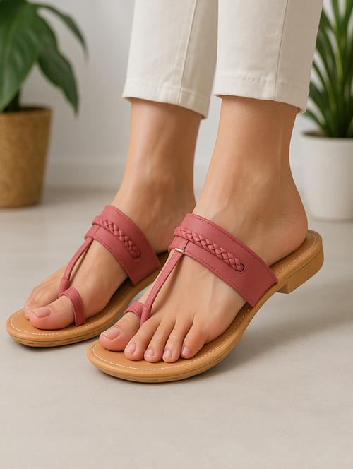 women red solid one toe sandal - 22029606 -  Standard Image - 0